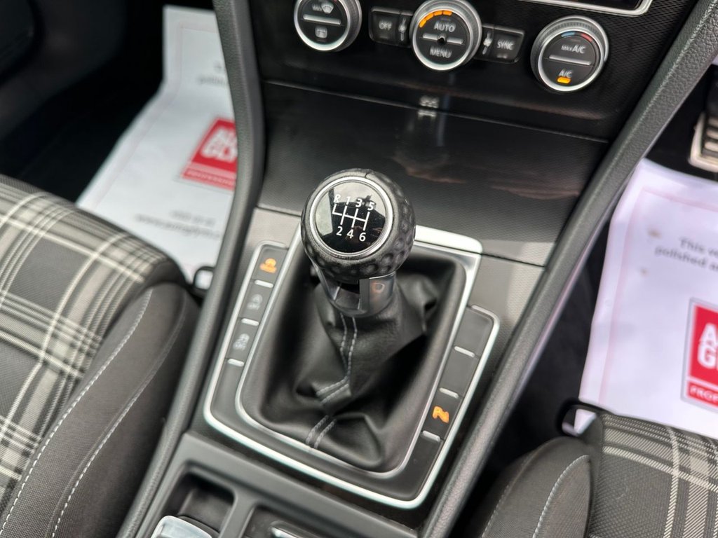 Used Volkswagen Golf 2014 for sale - 76569791: Photo 28