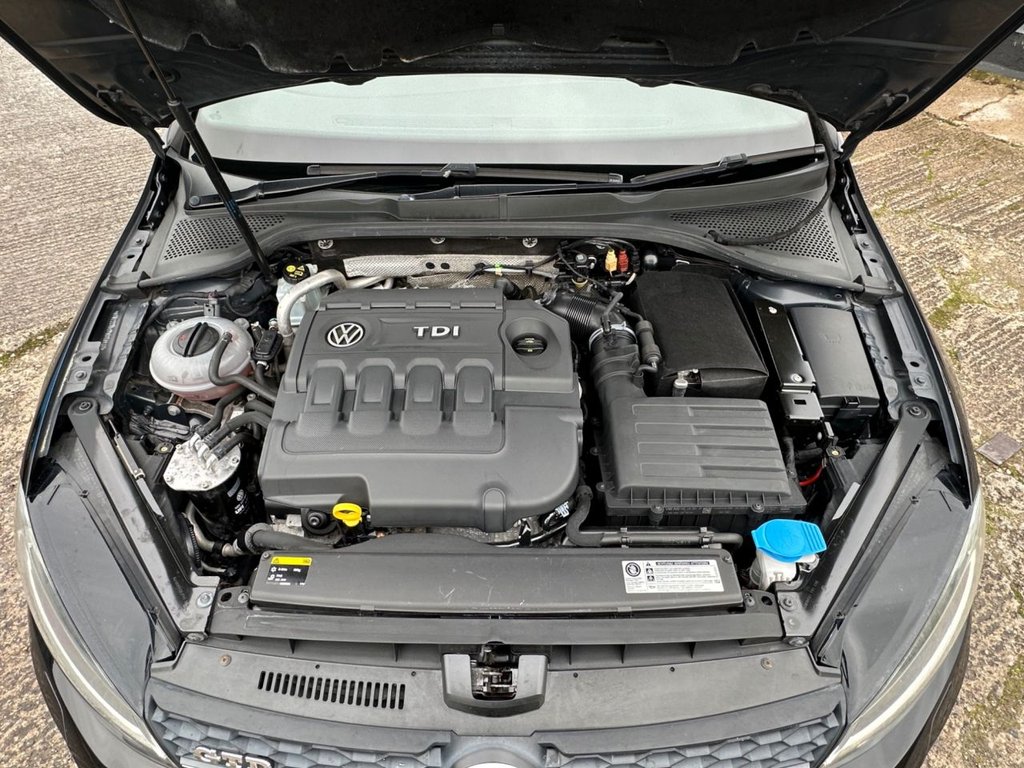 Used Volkswagen Golf 2014 for sale - 76569791: Photo 46