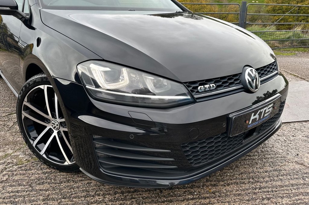 Used Volkswagen Golf 2014 for sale - 76569791: Photo 5