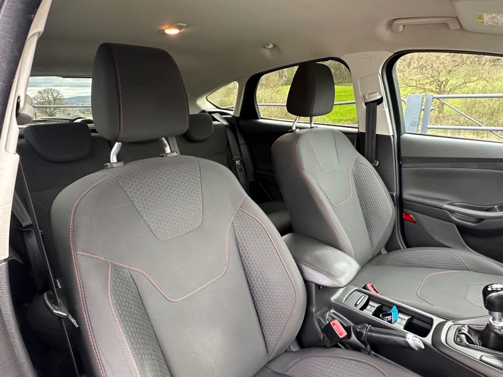 Used Ford Focus 2015 for sale - 78082475: Photo 22