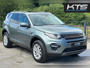 Used Land Rover Discovery Sport 2015 for sale - 78769263: Photo