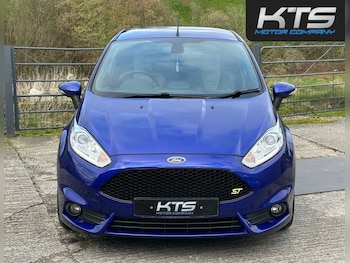 Used Ford Fiesta 2016 for sale - 77507506: Photo