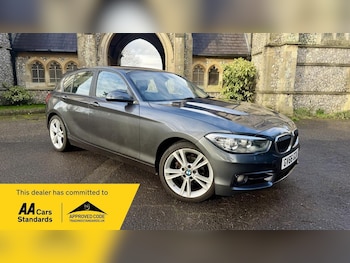 Used BMW 1 Series 2016 for sale - 77247399: Photo