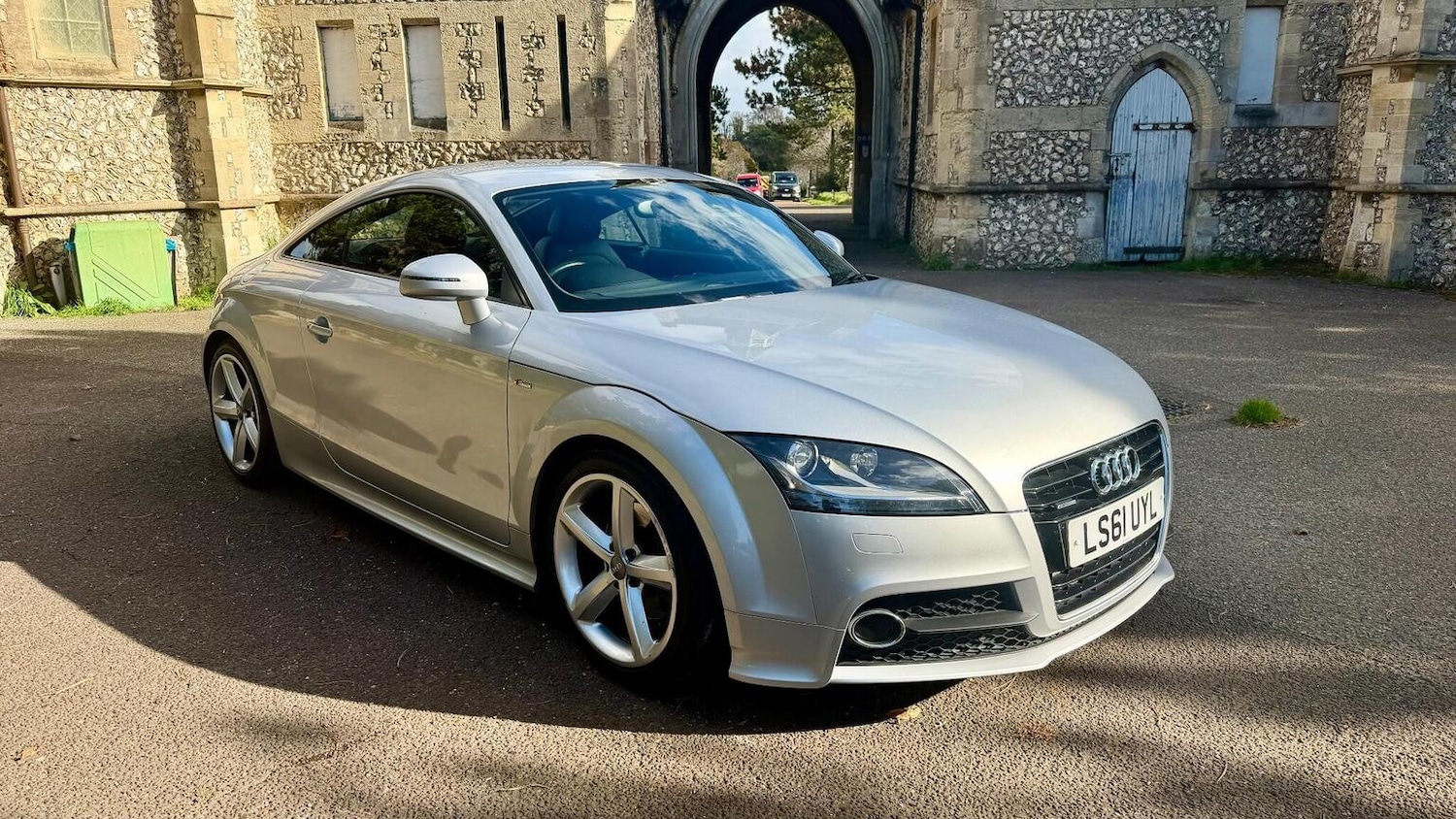 Used Audi TT 2011 for sale - 77247403: Photo 10