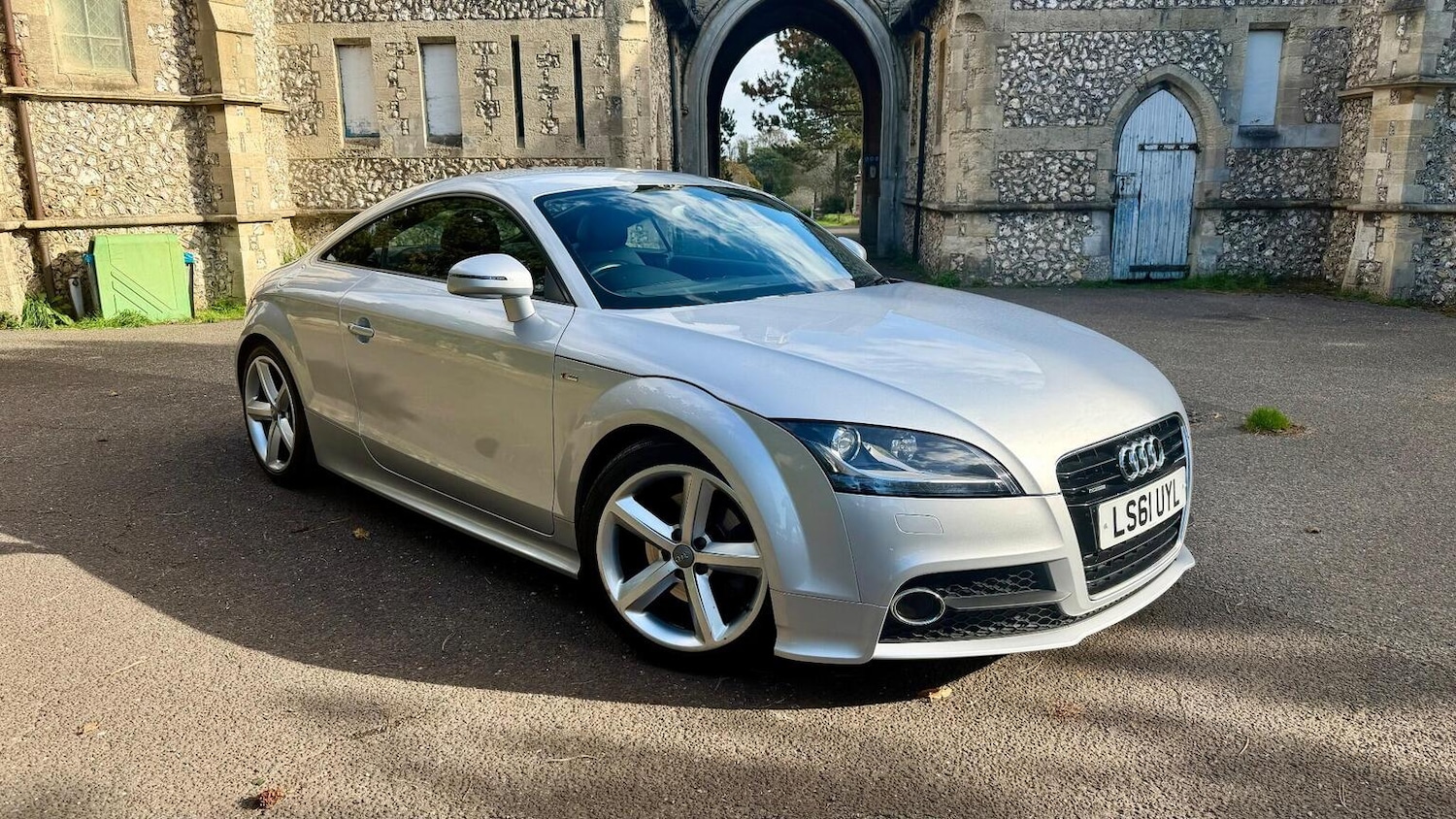 Used Audi TT 2011 for sale - 77247403: Photo 11