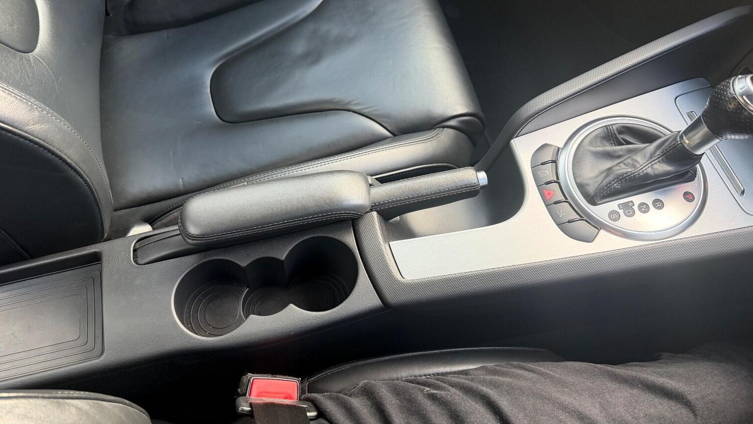 Used Audi TT 2011 for sale - 77247403: Photo 29