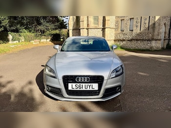 Used Audi TT 2011 for sale - 77247403: Photo