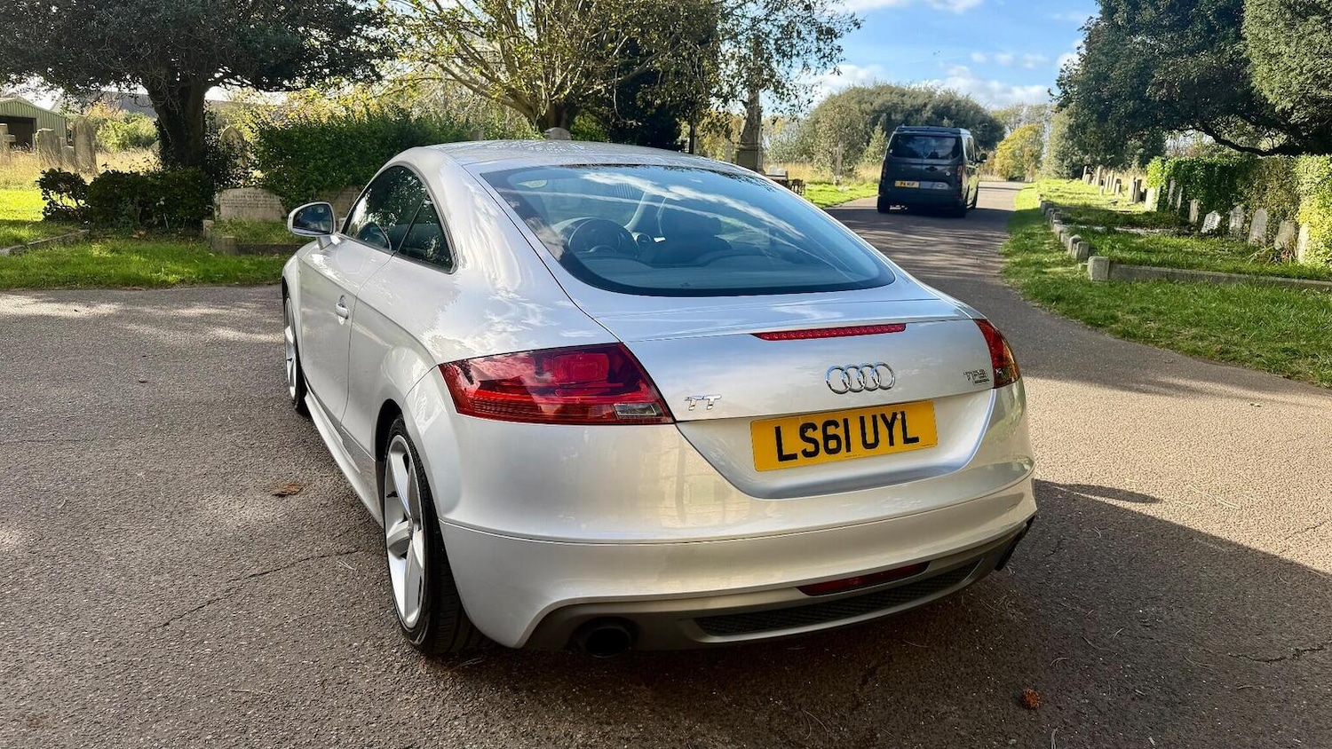 Used Audi TT 2011 for sale - 77247403: Photo 4