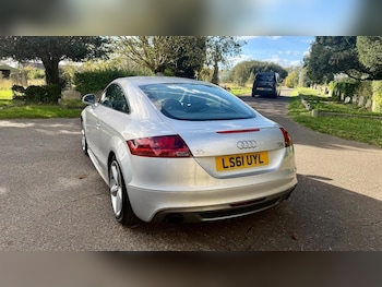 Used Audi TT 2011 for sale - 77247403: Photo