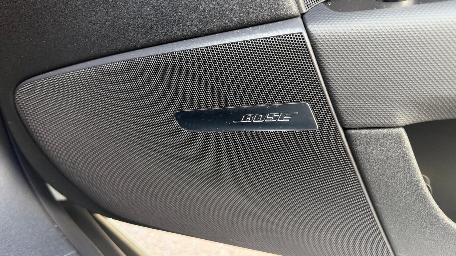 Used Audi TT 2011 for sale - 77247403: Photo 59