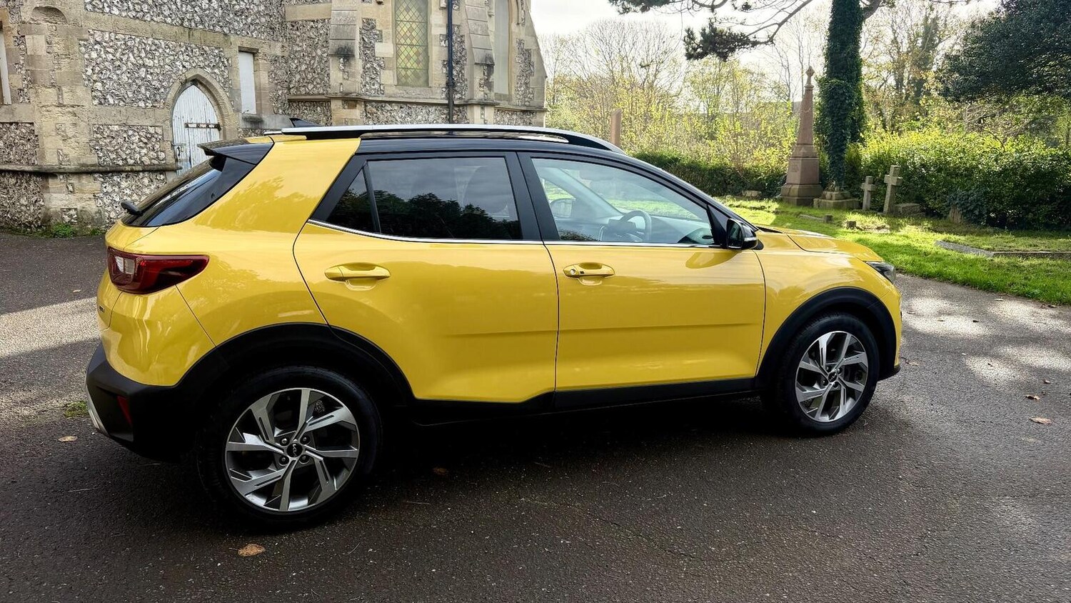 Used Kia Stonic 2023 for sale - 77247404: Photo 19