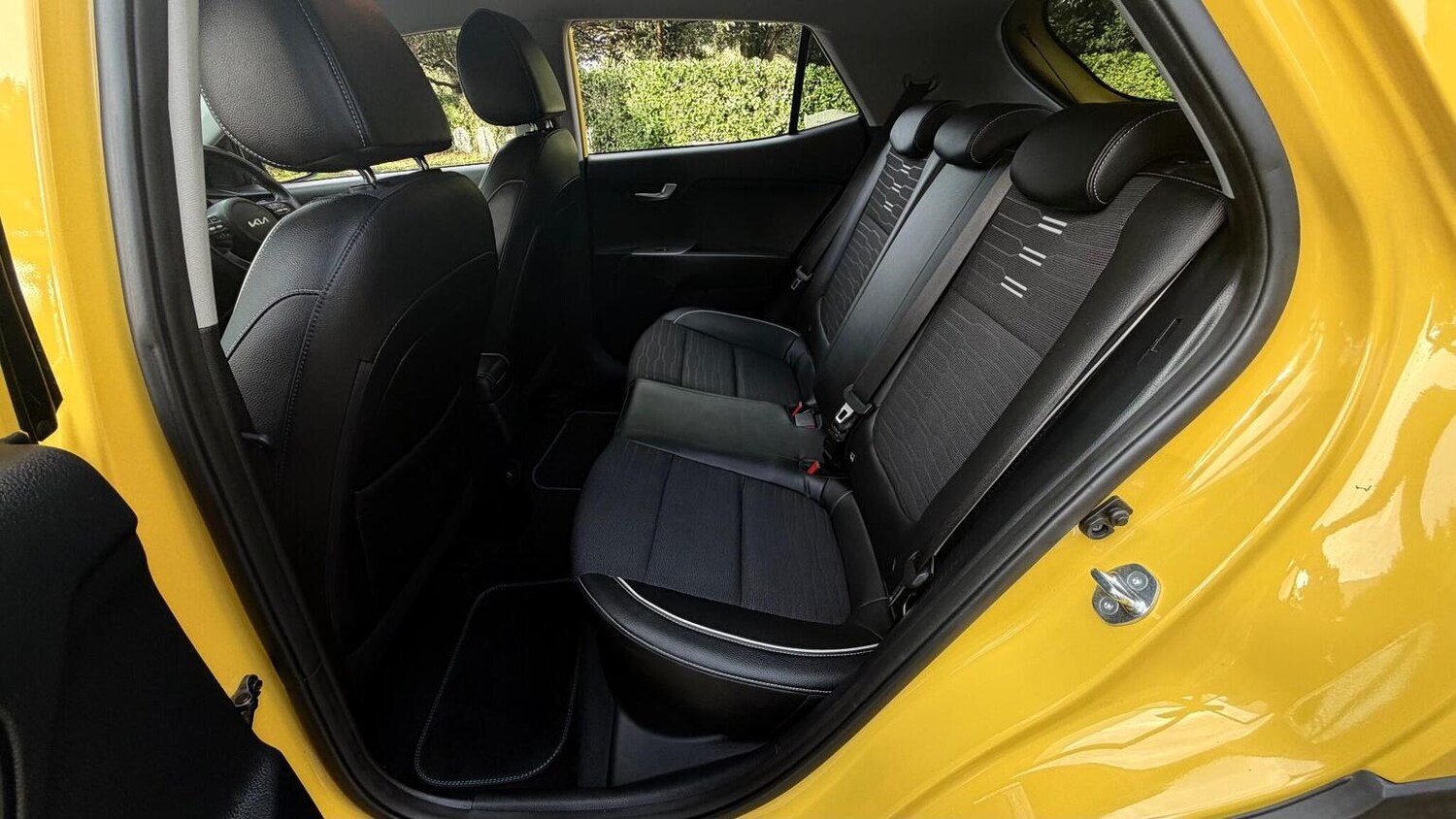 Used Kia Stonic 2023 for sale - 77247404: Photo 31