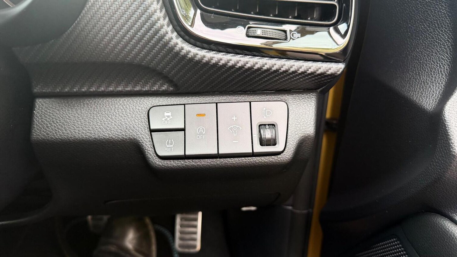 Used Kia Stonic 2023 for sale - 77247404: Photo 35