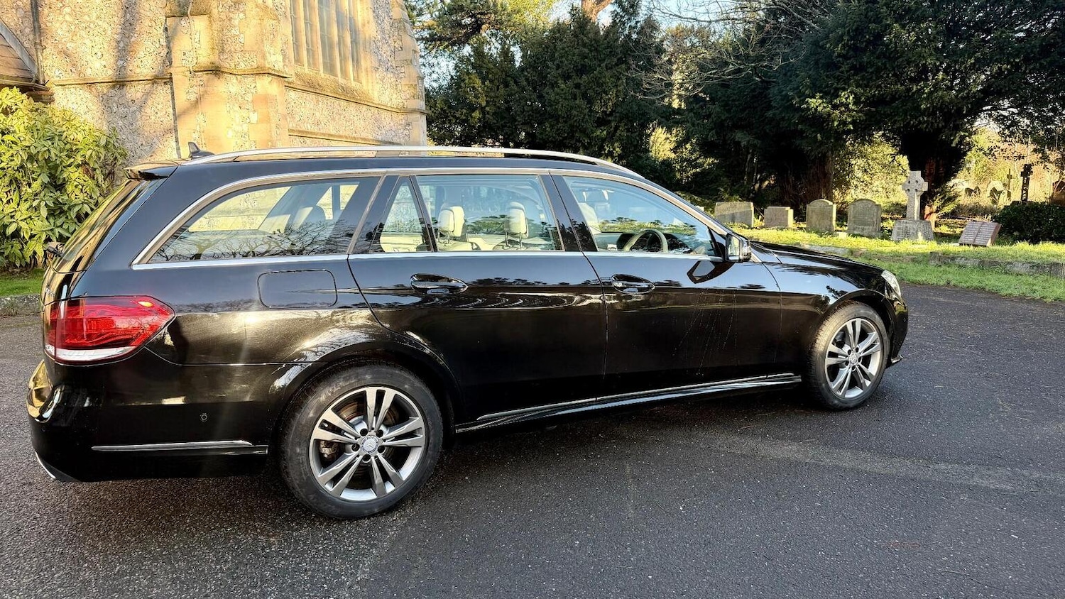 Used Mercedes-Benz E Class 2015 for sale - 77247411: Photo 25