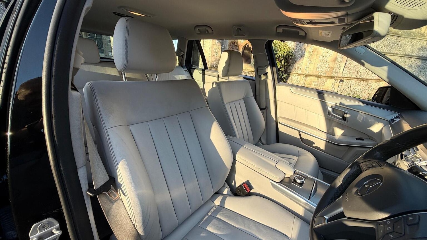 Used Mercedes-Benz E Class 2015 for sale - 77247411: Photo 31