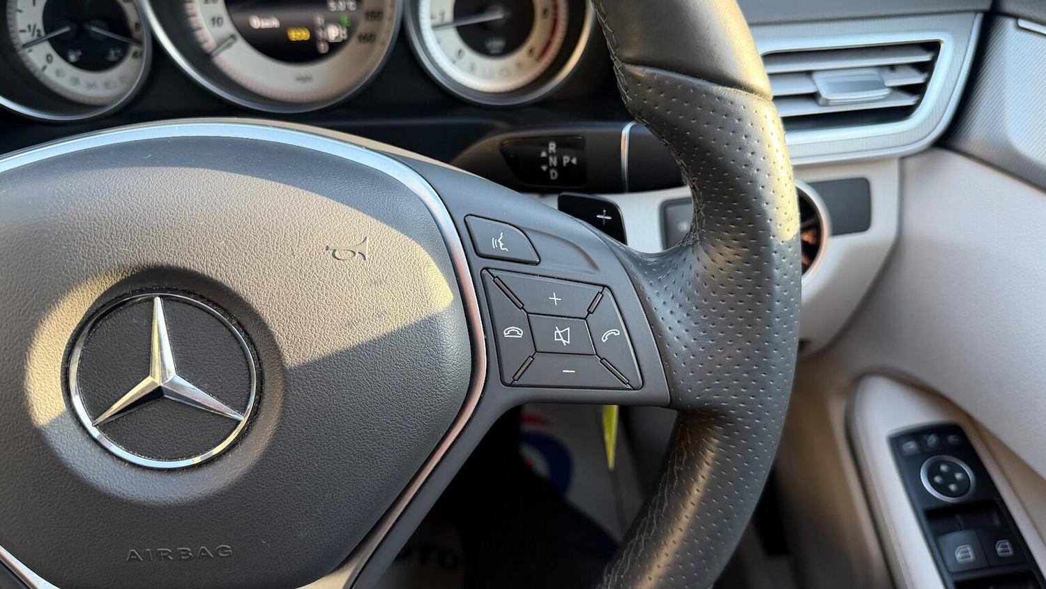 Used Mercedes-Benz E Class 2015 for sale - 77247411: Photo 44