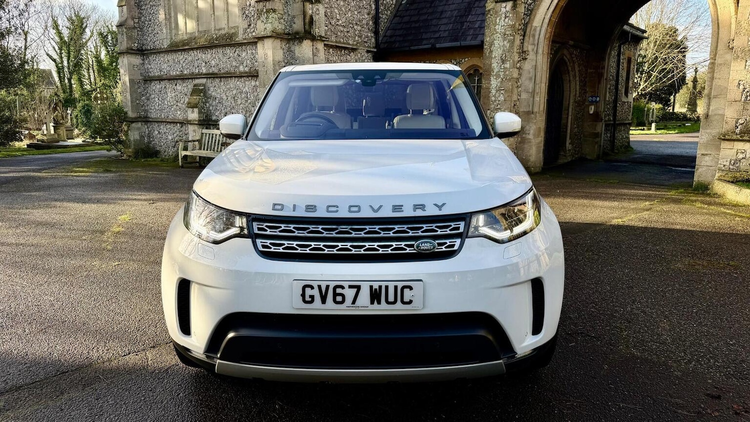 Used Land Rover Discovery 2018 for sale - 77247408: Photo 2