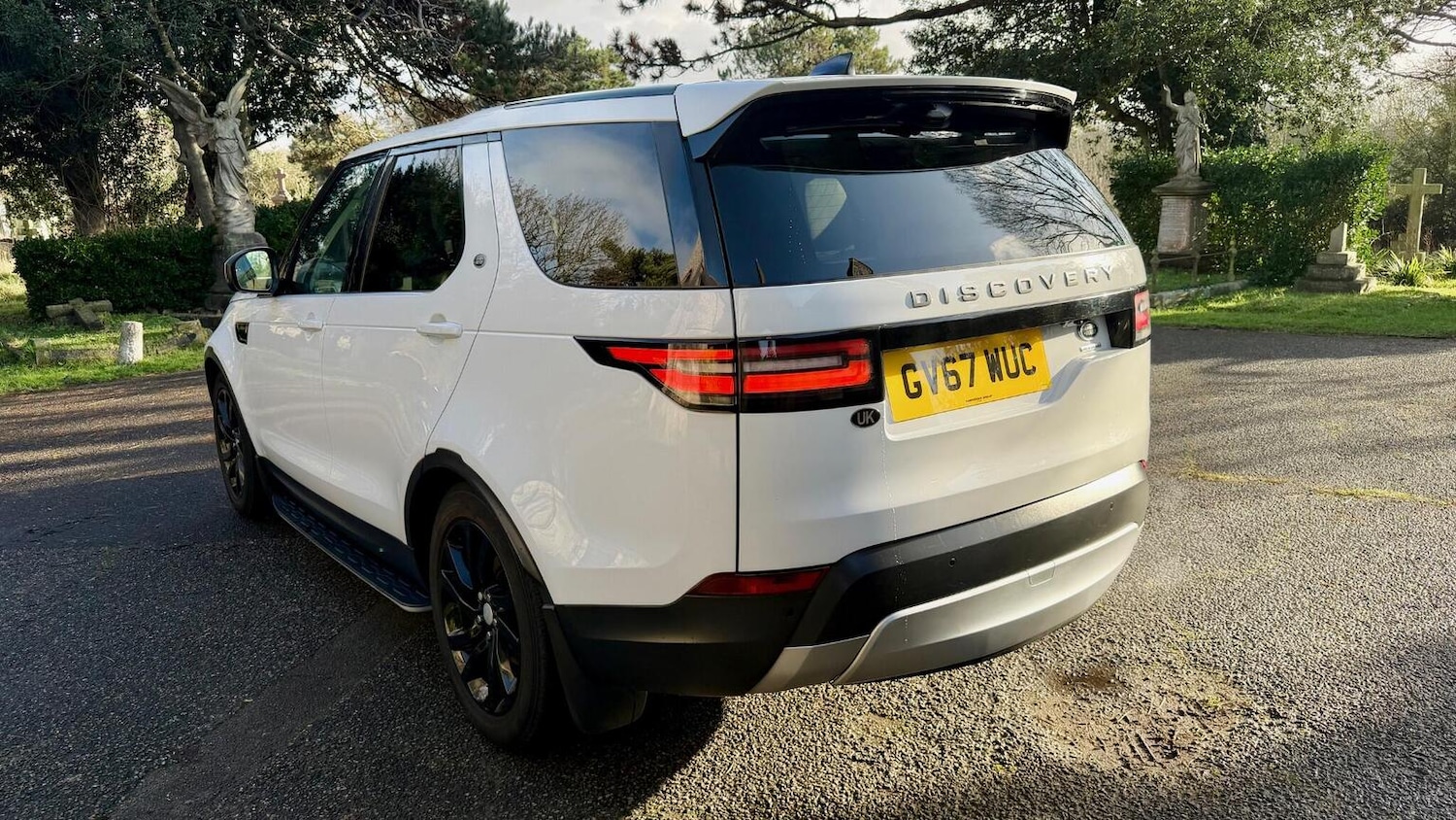 Used Land Rover Discovery 2018 for sale - 77247408: Photo 4