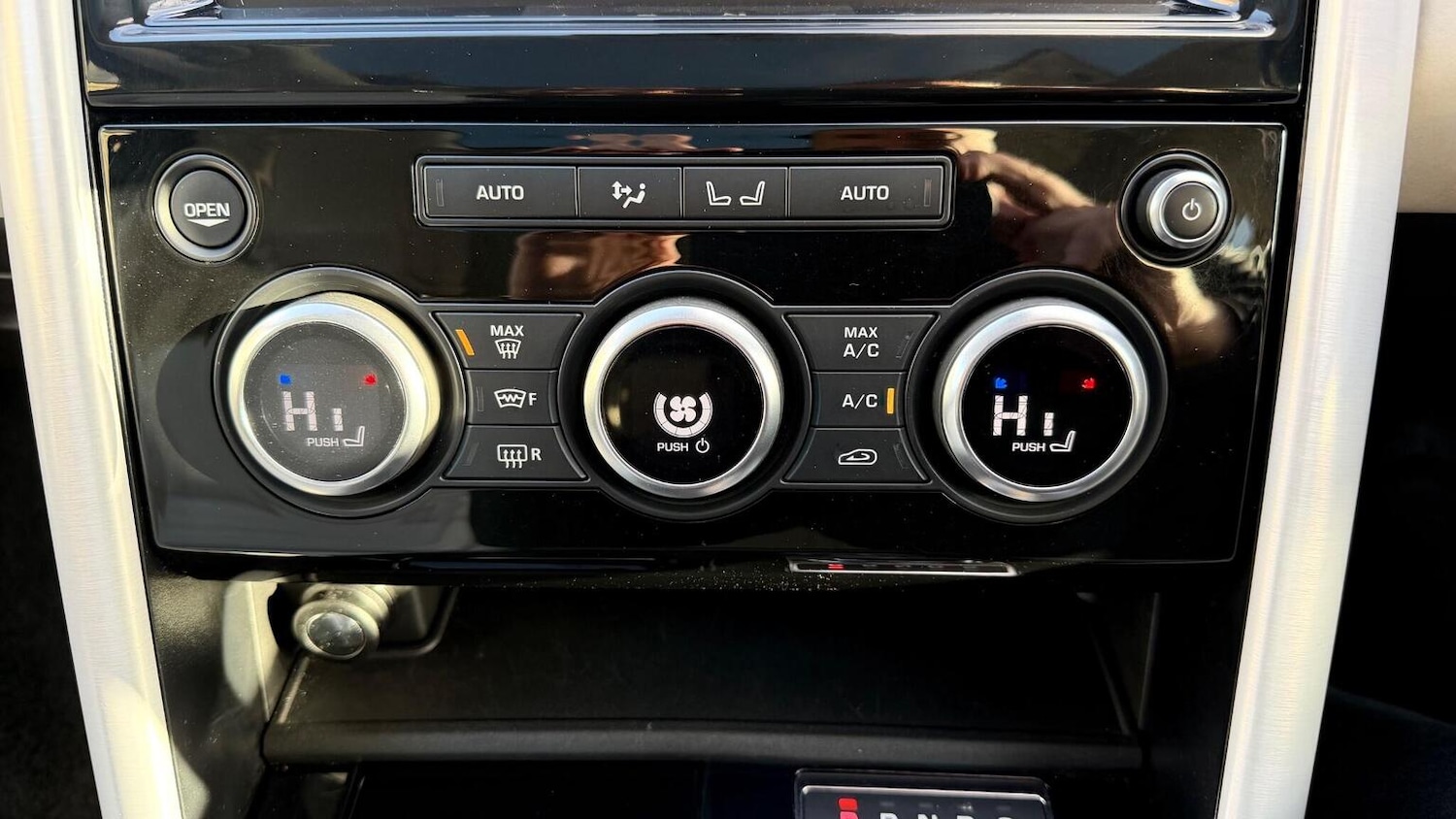 Used Land Rover Discovery 2018 for sale - 77247408: Photo 42