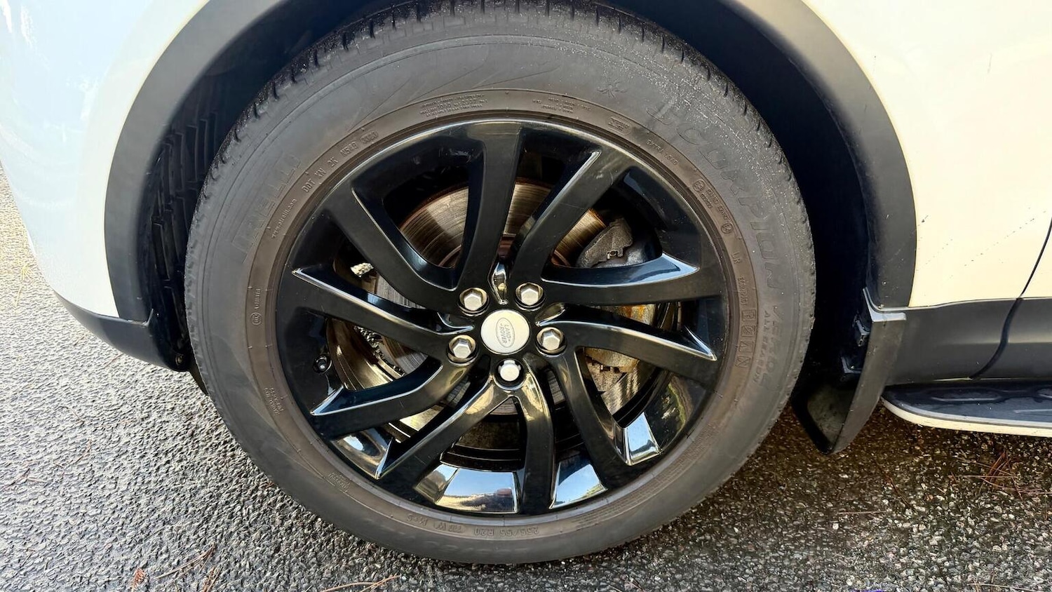 Used Land Rover Discovery 2018 for sale - 77247408: Photo 51