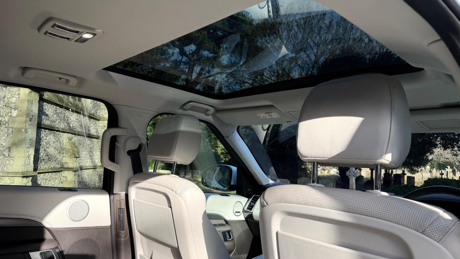 Used Land Rover Discovery 2018 for sale - 77247408: Photo 85