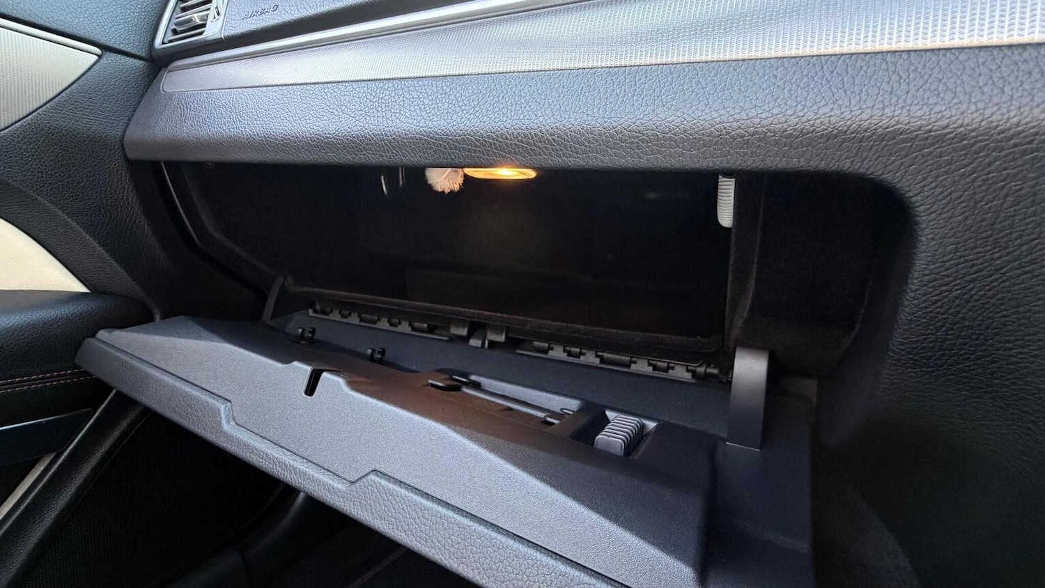 Used Mercedes-Benz E Class 2015 for sale - 77247402: Photo 86