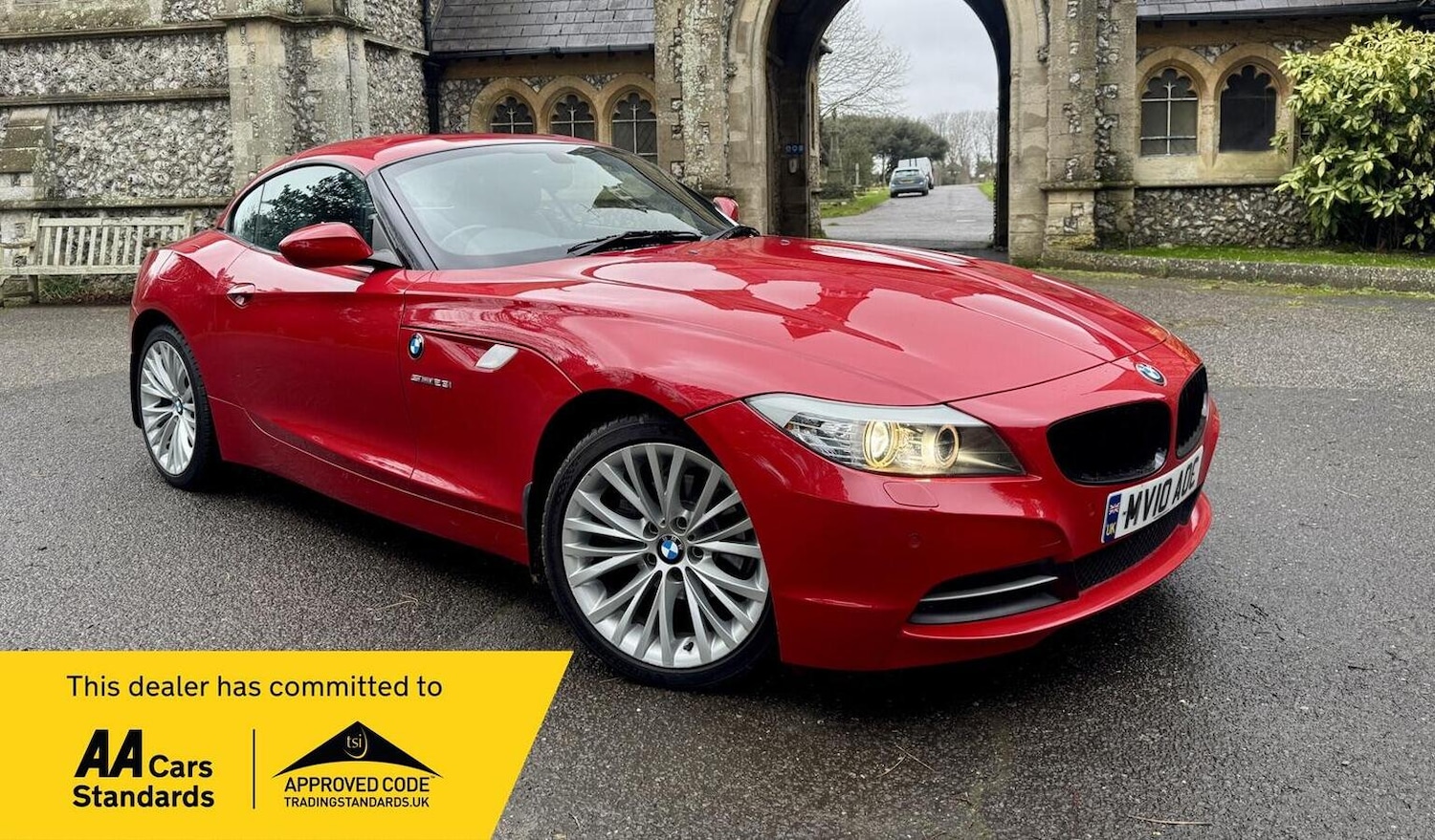 Used BMW Z4 2010 for sale - 77638610: Photo 2