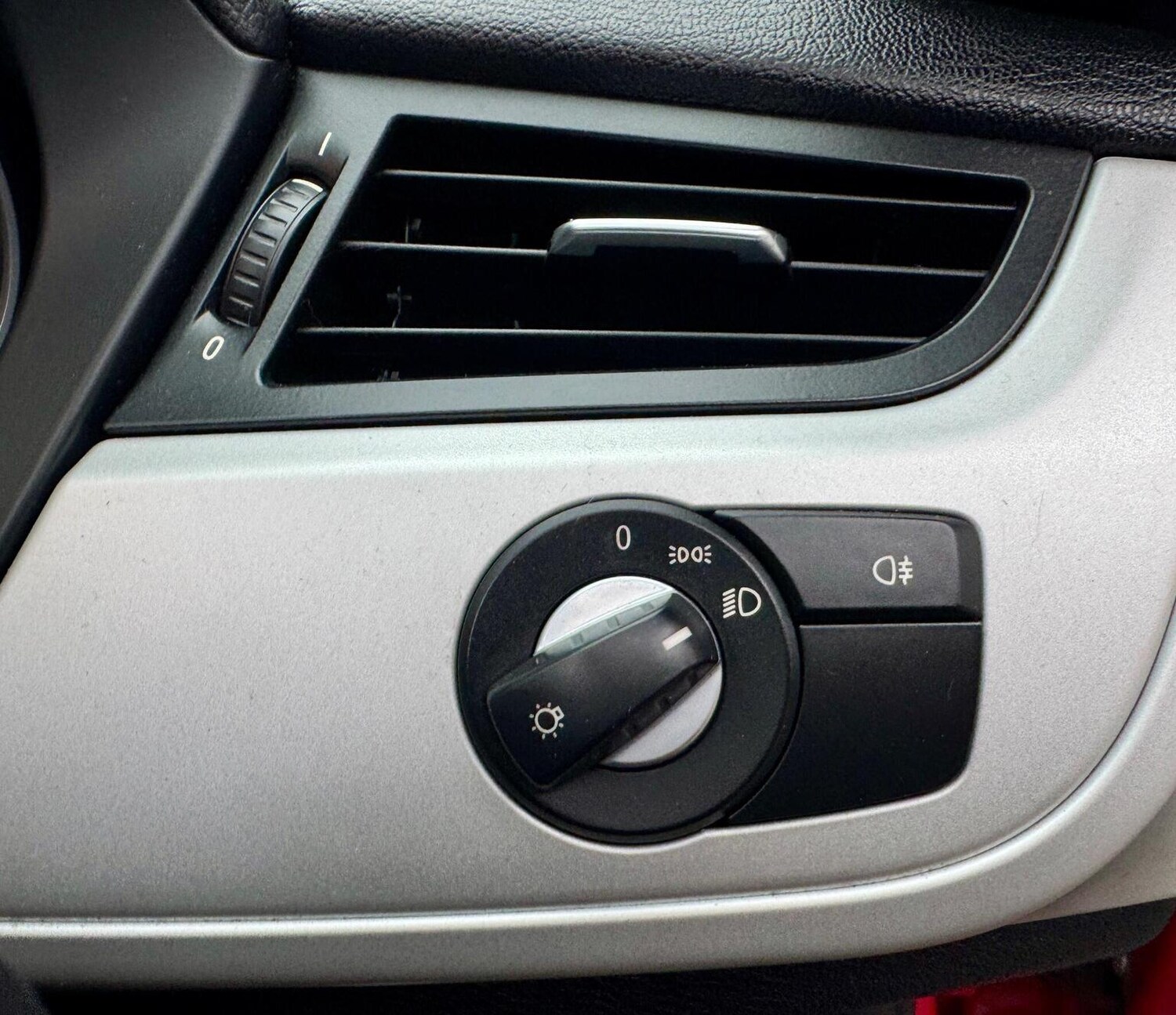 Used BMW Z4 2010 for sale - 77638610: Photo 38