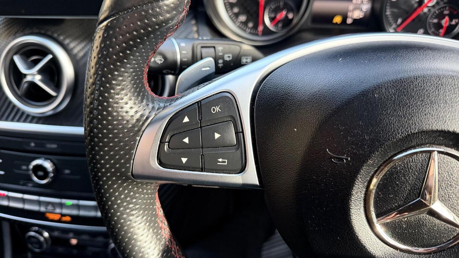 Used Mercedes-Benz A-Class 2017 for sale - 77247397: Photo 44