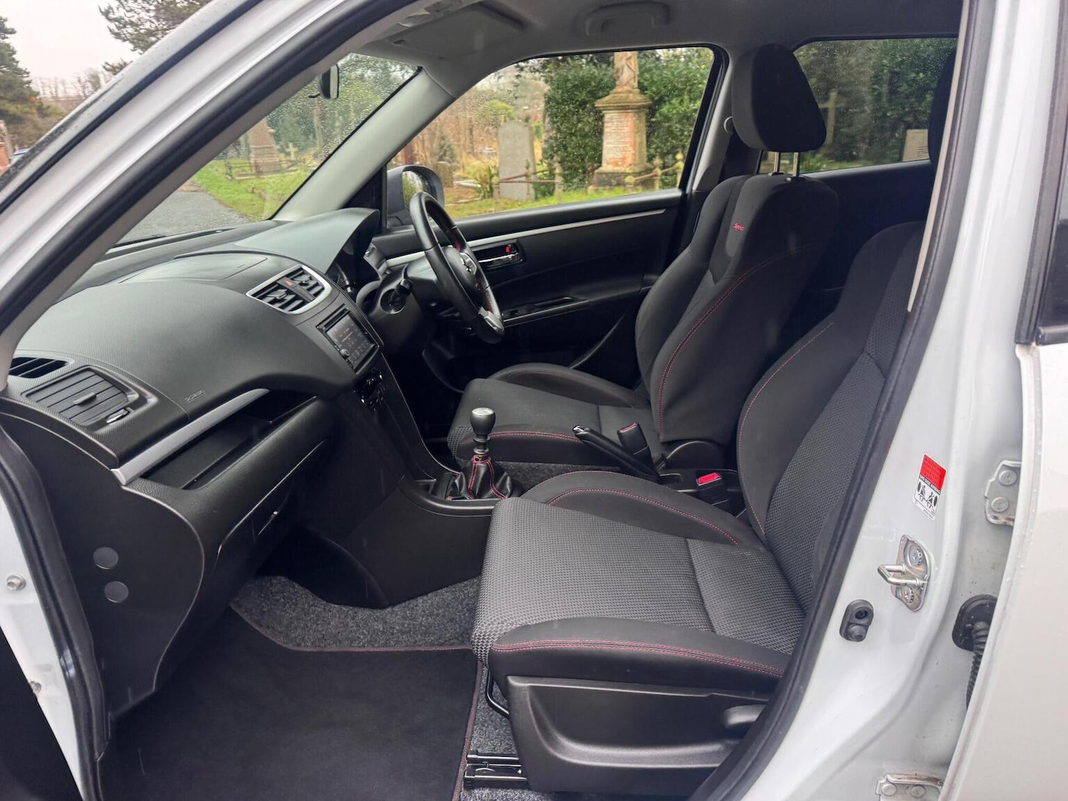 Used Suzuki Swift 2017 for sale - 77247415: Photo 56