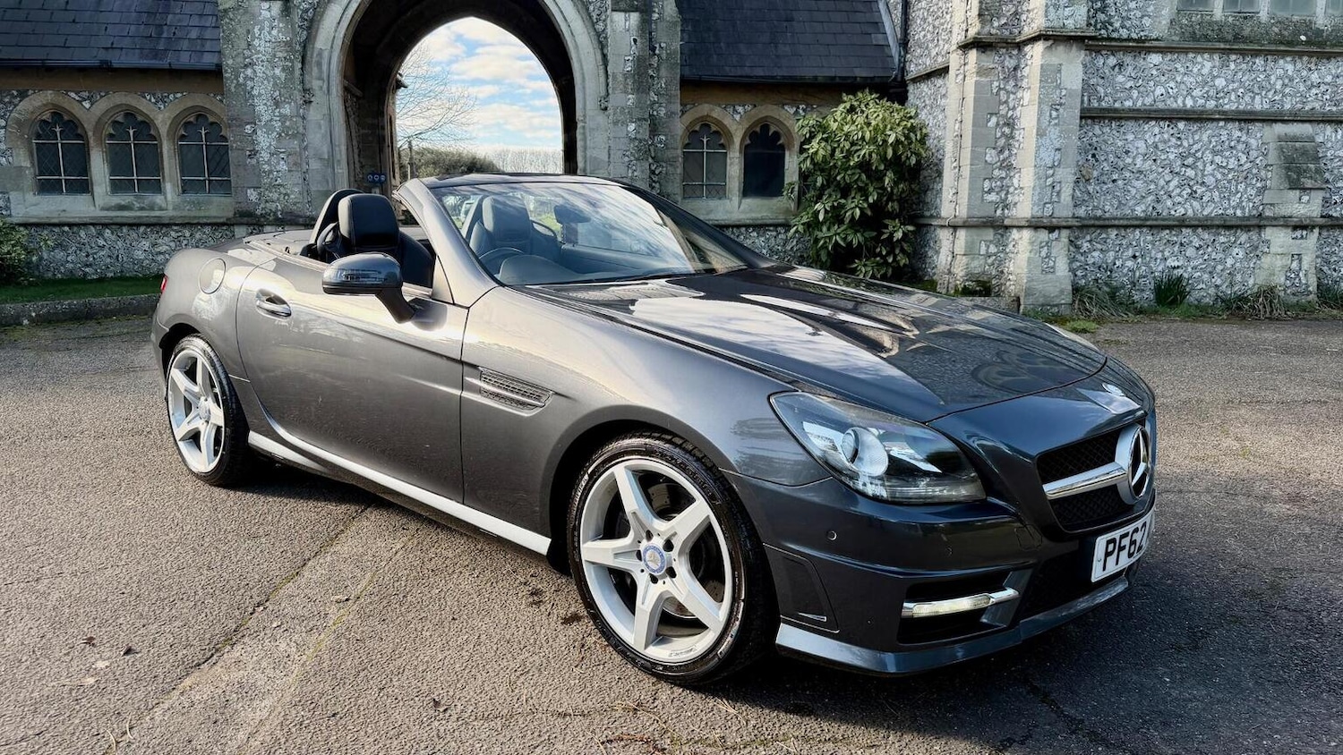 Used Mercedes-Benz SLK 2013 for sale - 77548306: Photo 5