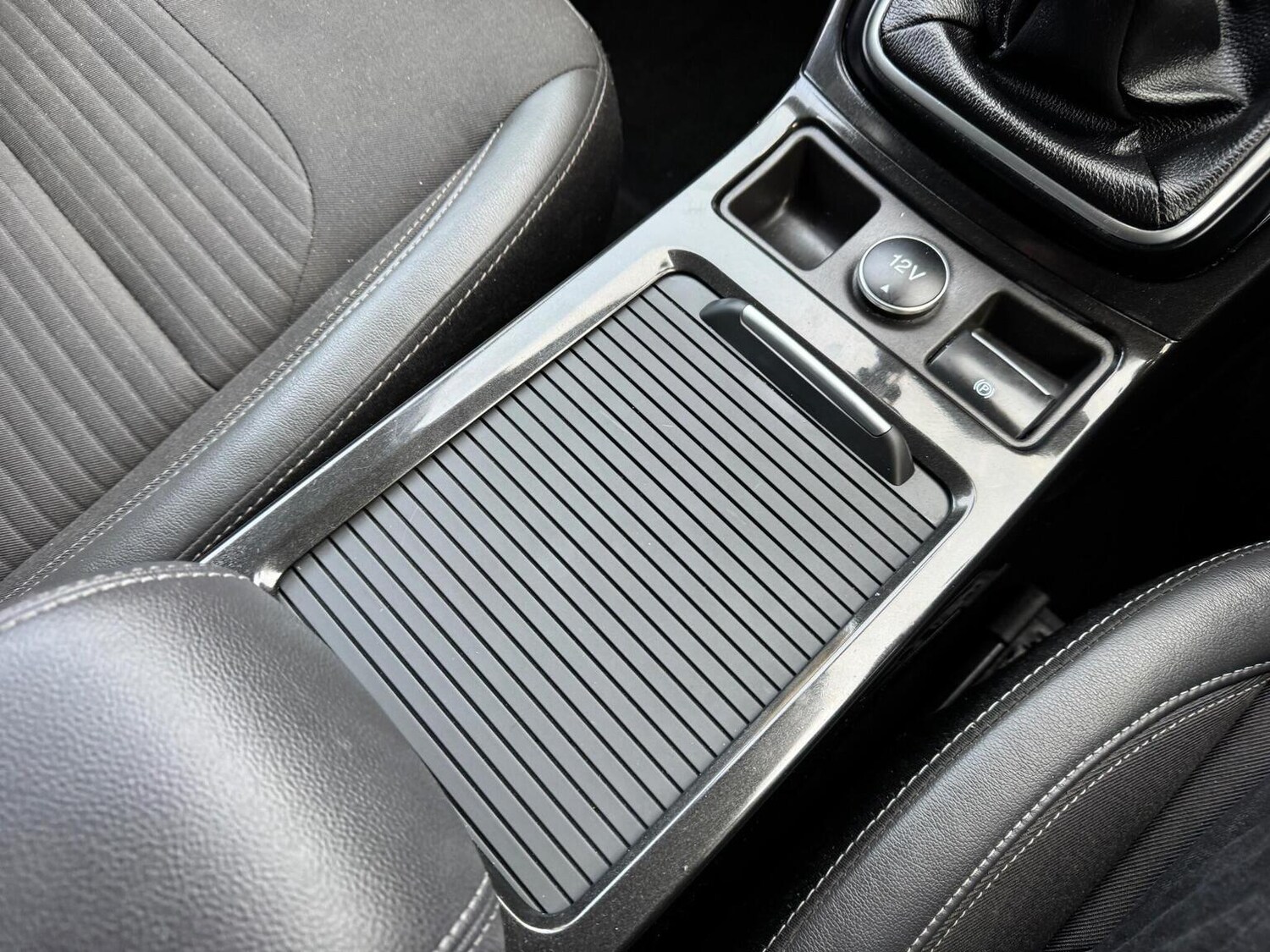 Used Ford Kuga 2019 for sale - 77247406: Photo 27