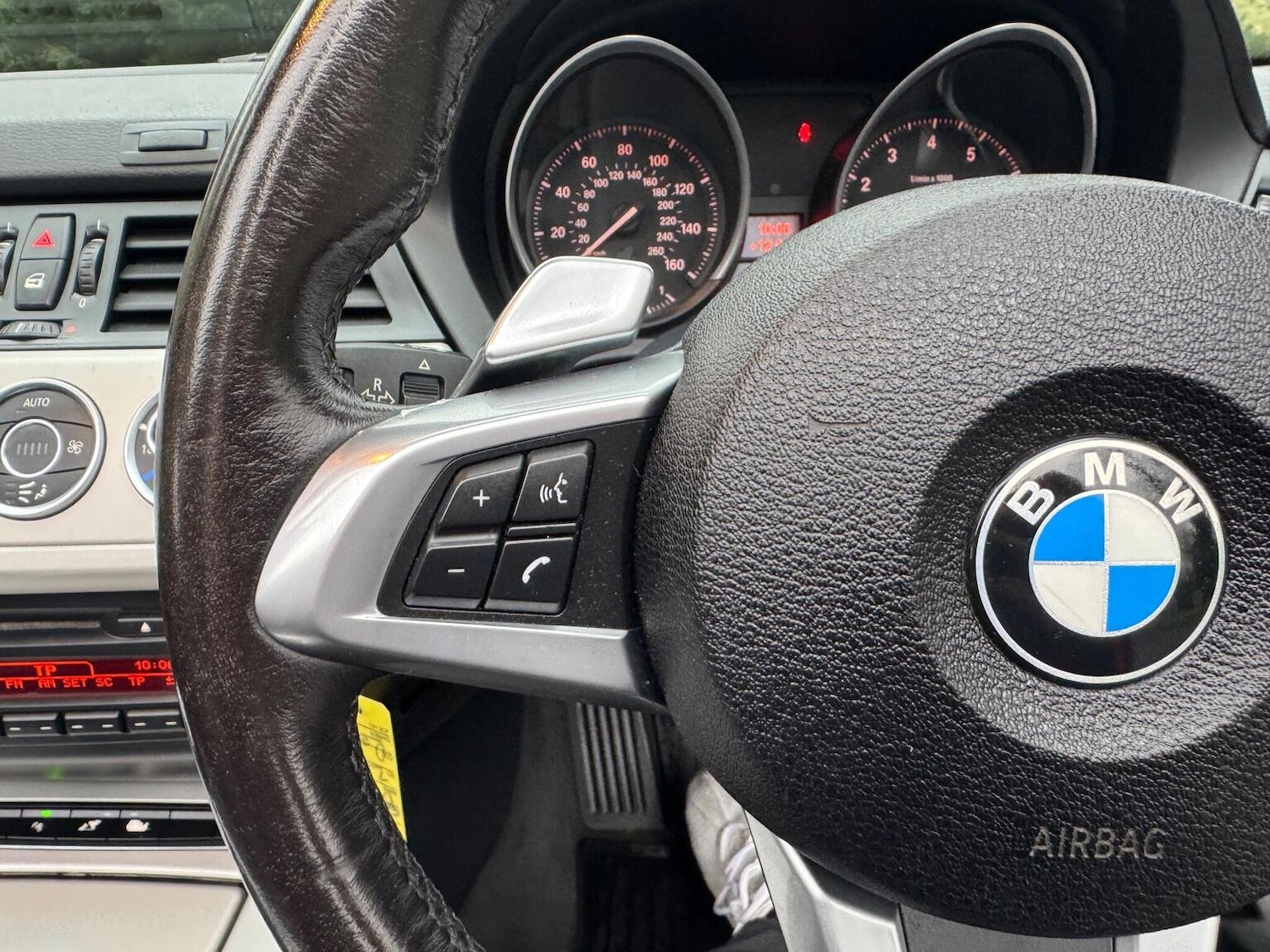 Used BMW Z4 2010 for sale - 77548274: Photo 37