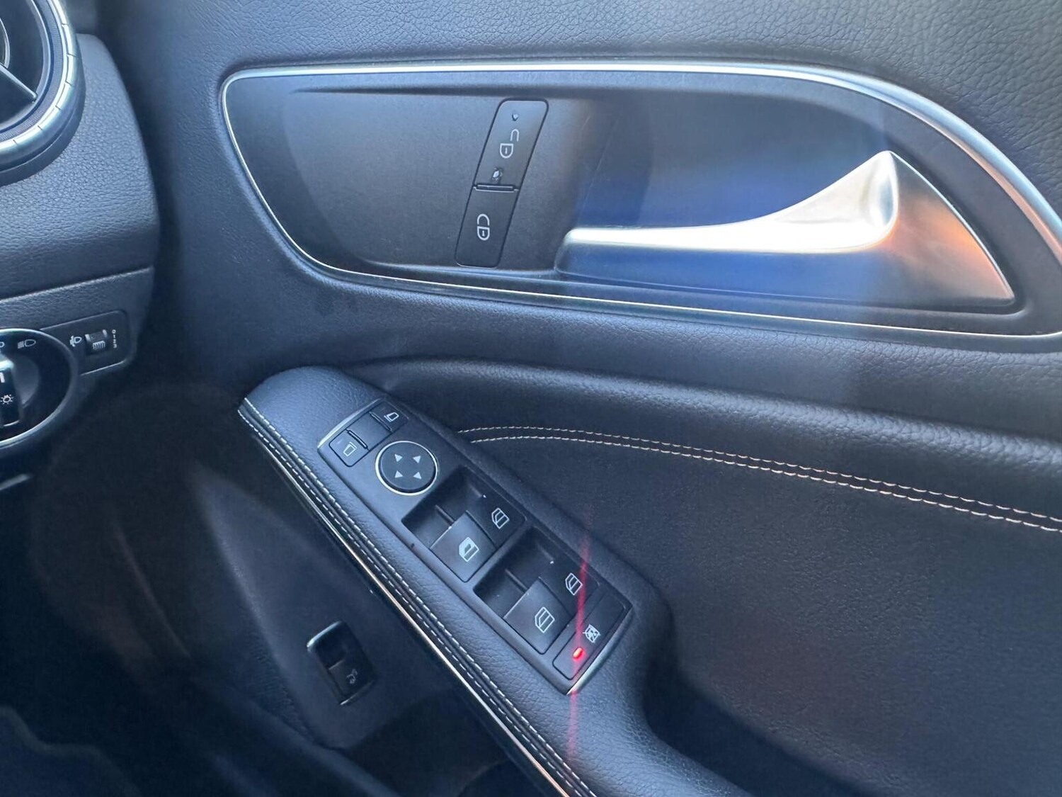 Used Mercedes-Benz CLA 2016 for sale - 77535892: Photo 64