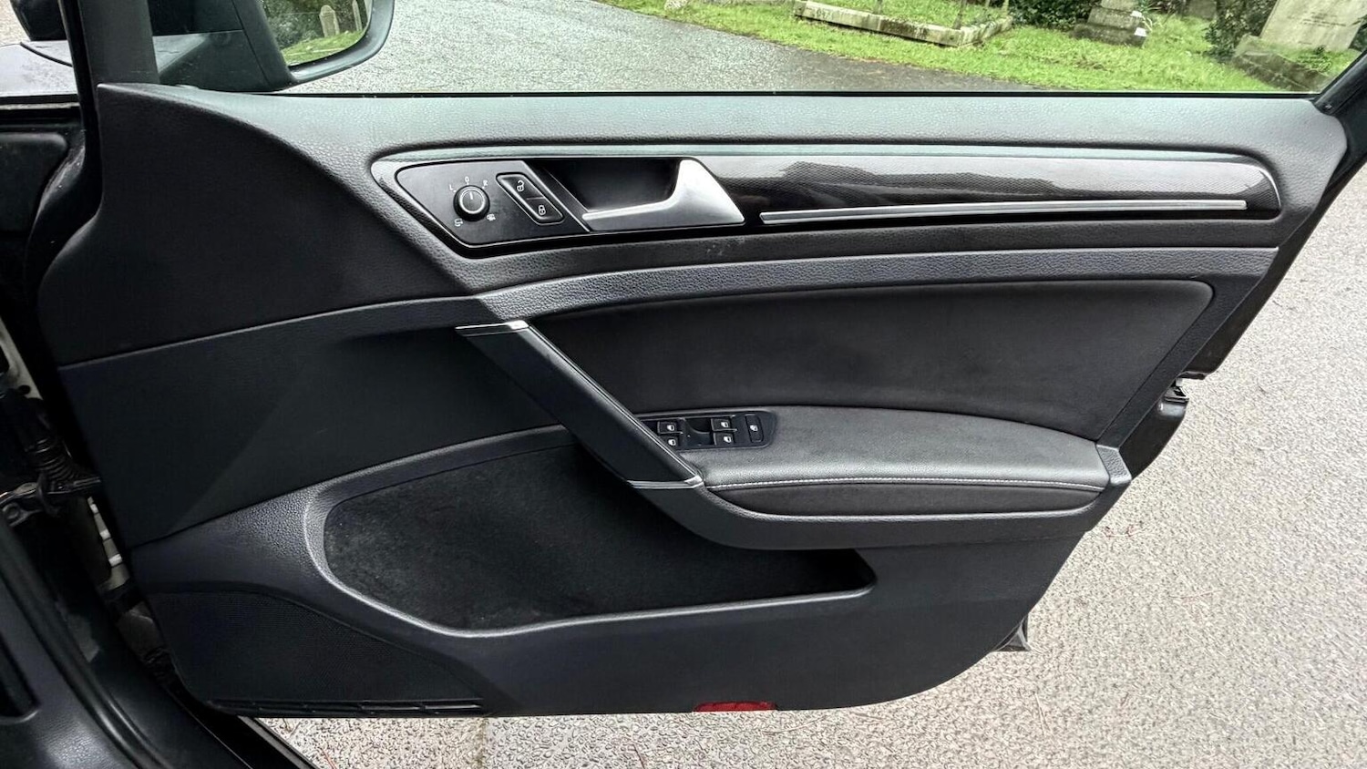 Used Volkswagen Golf 2014 for sale - 77247400: Photo 36