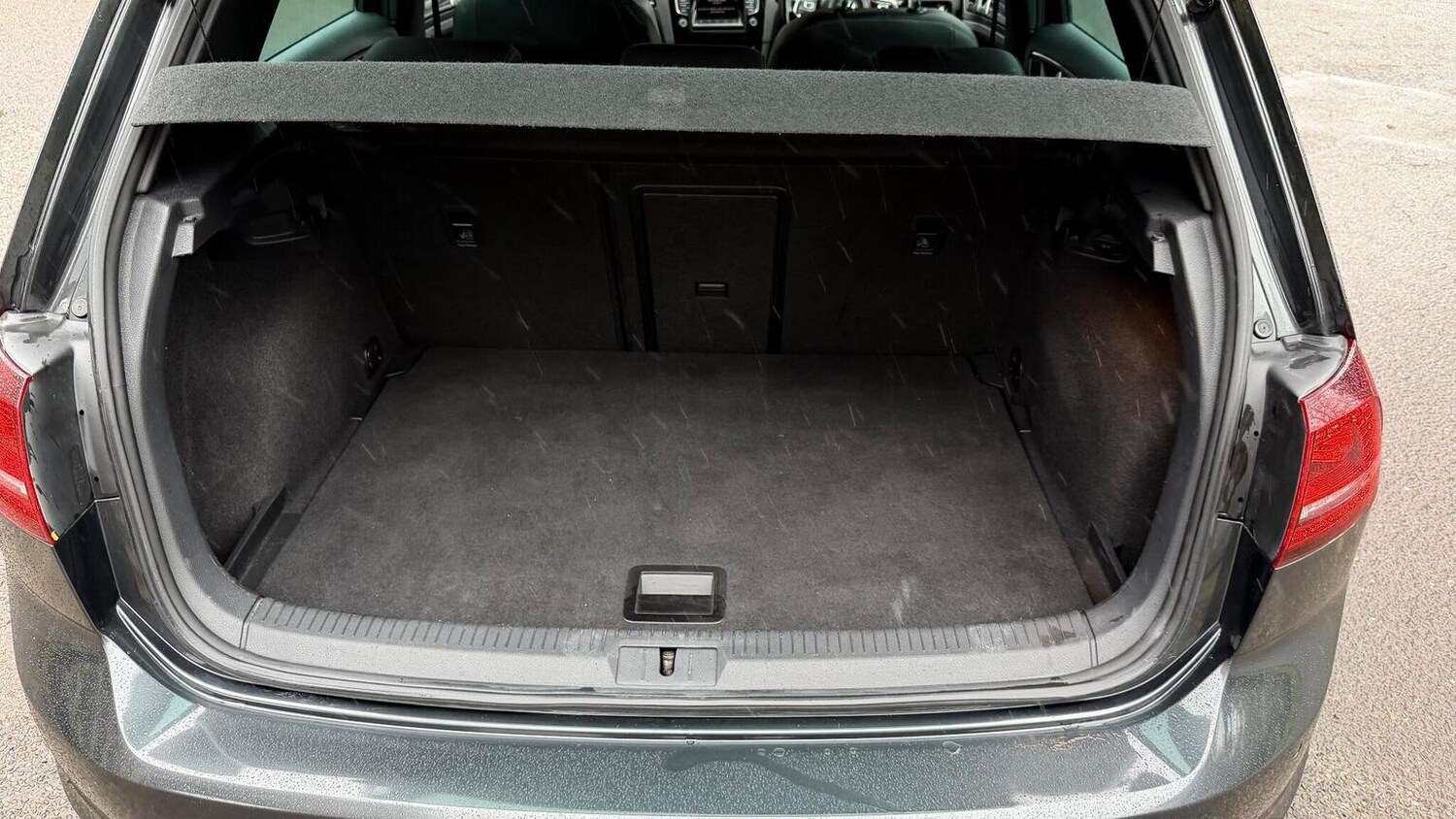 Used Volkswagen Golf 2014 for sale - 77247400: Photo 49