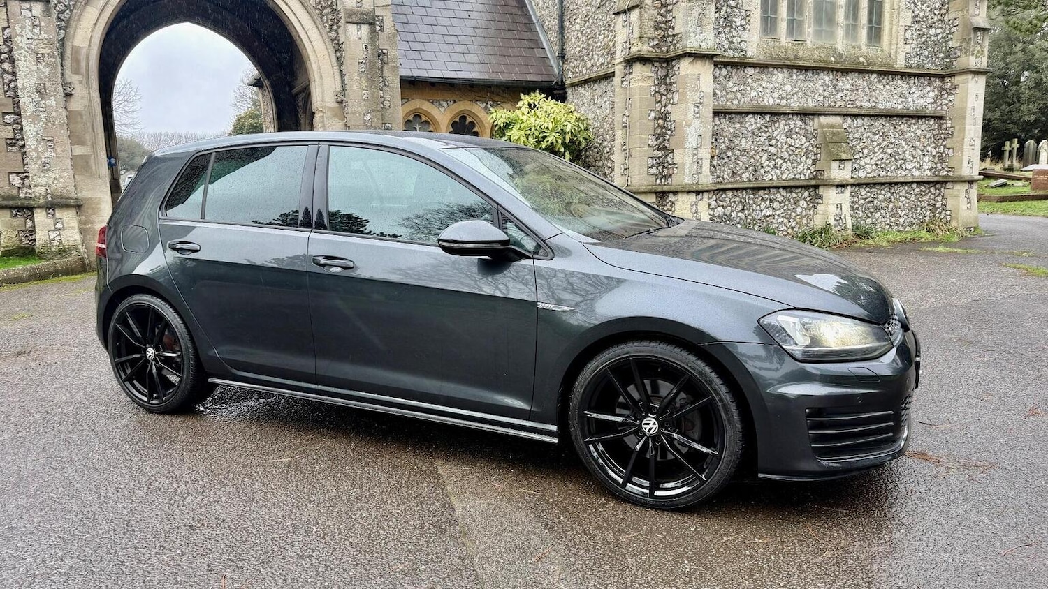 Used Volkswagen Golf 2014 for sale - 77247400: Photo 5