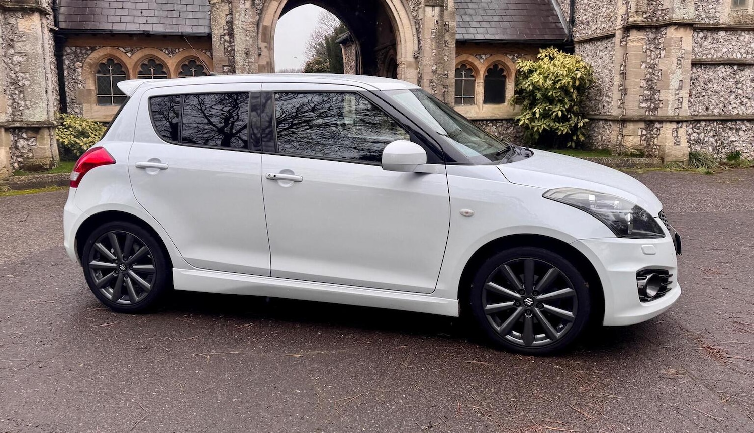 Used Suzuki Swift 2017 for sale - 77395142: Photo 17