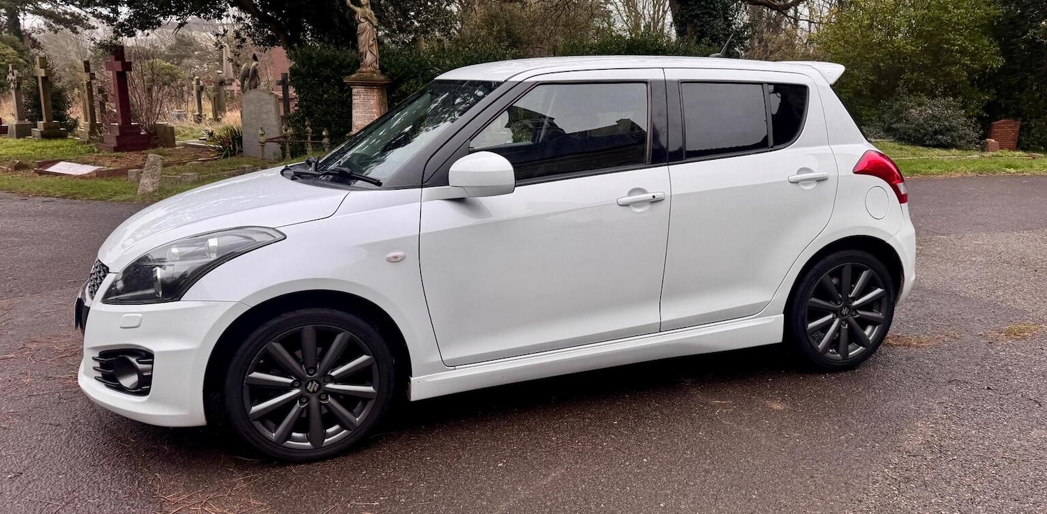 Used Suzuki Swift 2017 for sale - 77395142: Photo 3