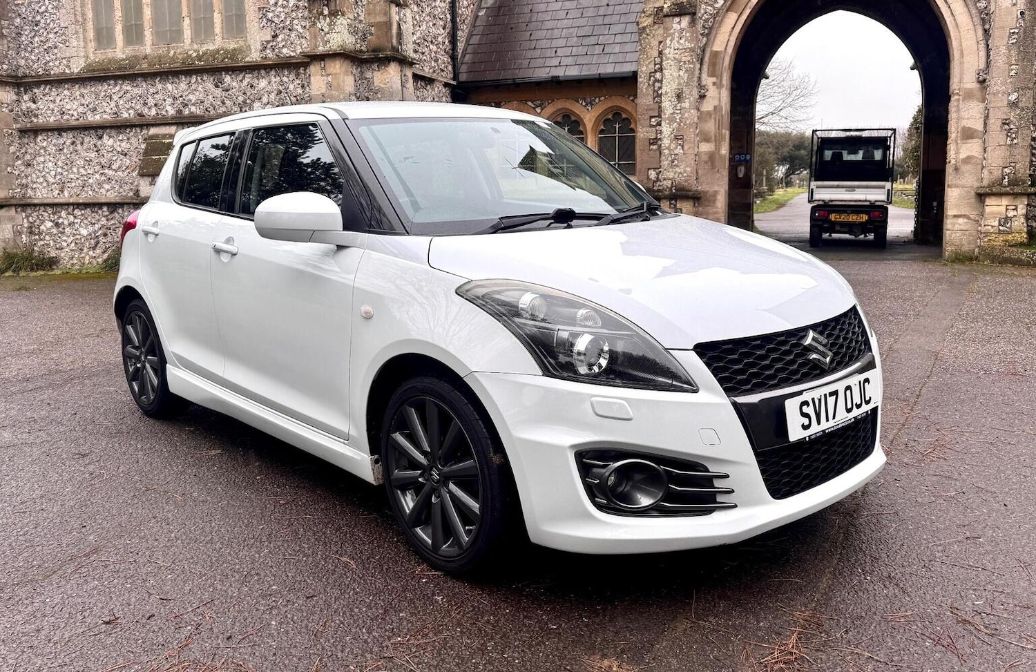 Used Suzuki Swift 2017 for sale - 77395142: Photo 8
