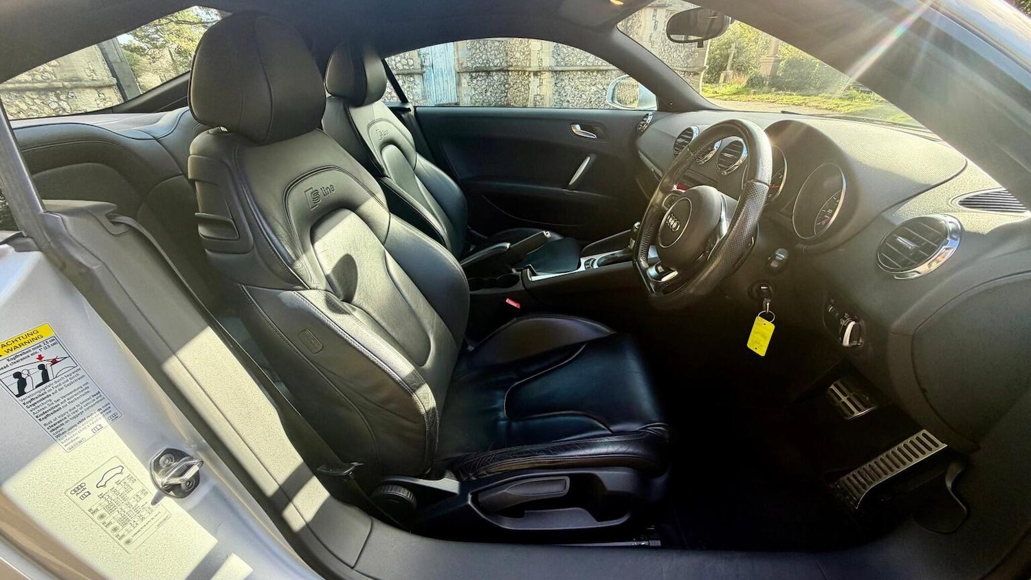 Used Audi TT 2011 for sale - 77277307: Photo 32