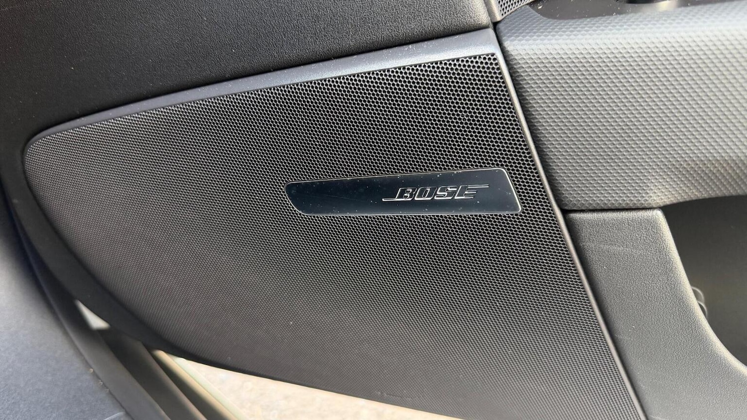 Used Audi TT 2011 for sale - 77277307: Photo 59