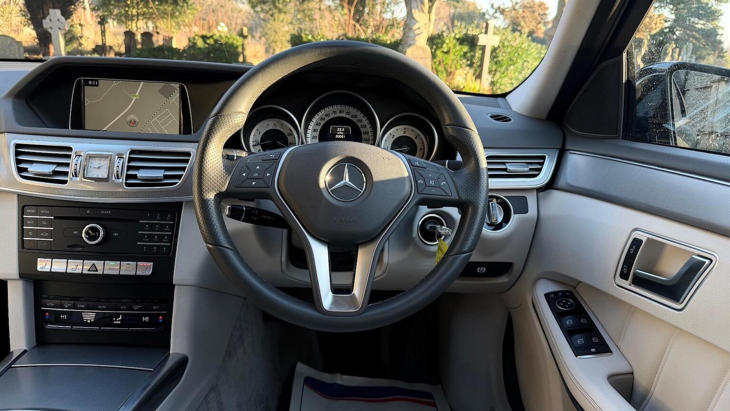 Used Mercedes-Benz E Class 2015 for sale - 77391941: Photo 64