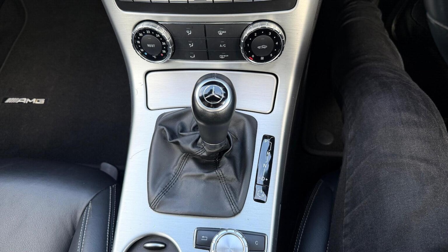 Used Mercedes-Benz SLK 2013 for sale - 77632513: Photo 39