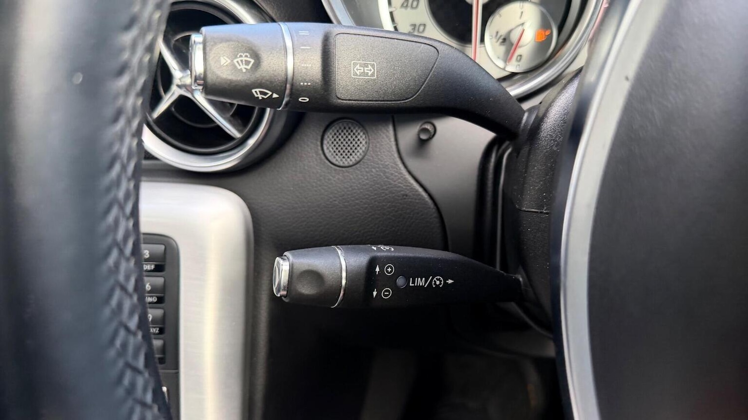 Used Mercedes-Benz SLK 2013 for sale - 77632513: Photo 49