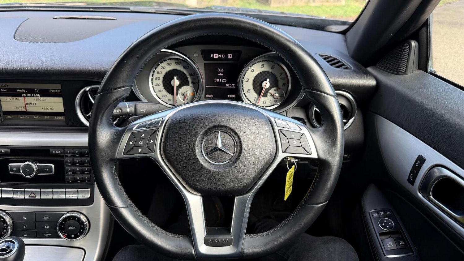 Used Mercedes-Benz SLK 2013 for sale - 77632513: Photo 69