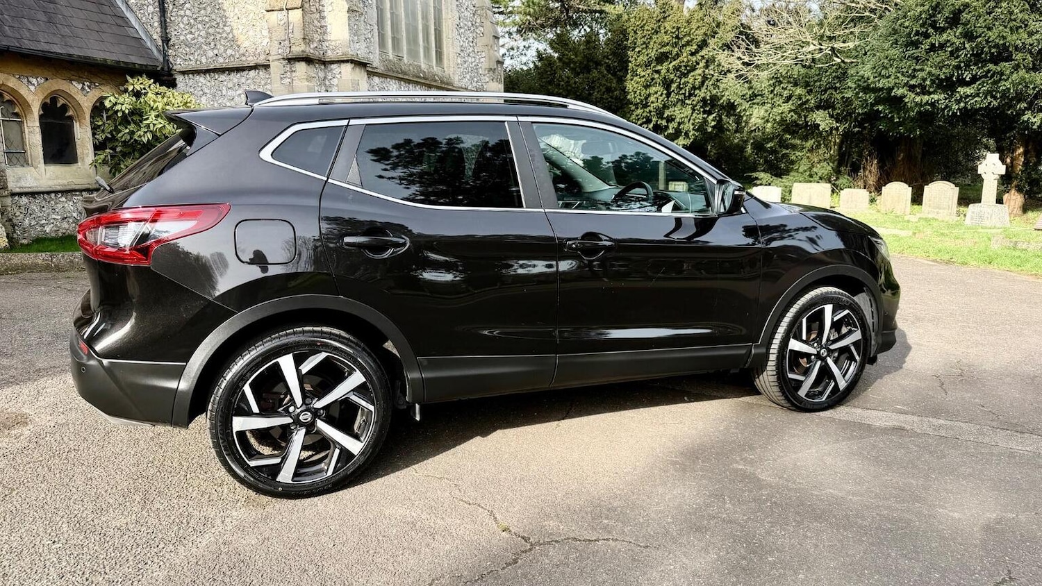 Used Nissan Qashqai 2017 for sale - 77632509: Photo 18