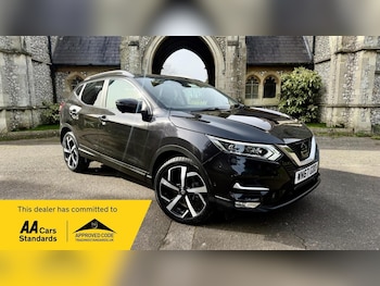 Used Nissan Qashqai 2017 for sale - 77632509: Photo