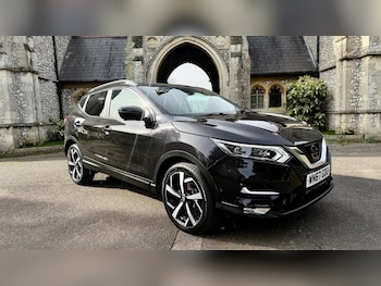Used Nissan Qashqai 2017 for sale - 77632509: Photo