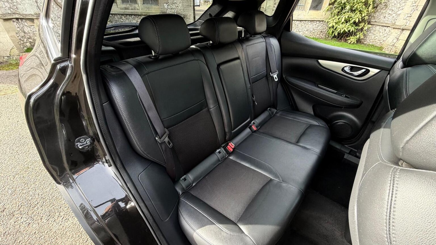 Used Nissan Qashqai 2017 for sale - 77632509: Photo 30